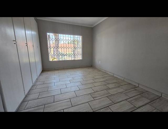 4 BEDROOM HOUSE FOR SALE IN THE ORCHARDS